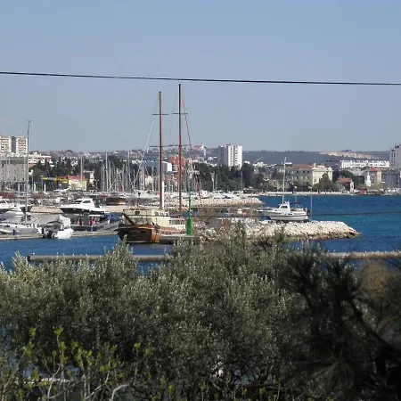 Apartman Anthony - 50m From The Beach & Parking Zára