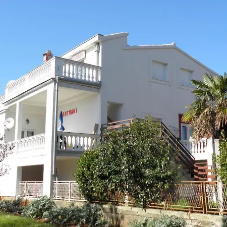 Anthony - 50m From The Beach & Parking